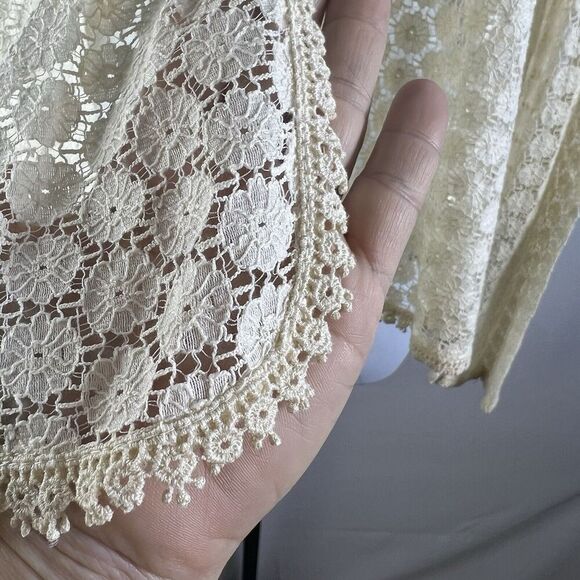Free People Blouse Ivory Victorian Ruffle Lace Floral JacketCrochet Brass Med. - Picture 5 of 16